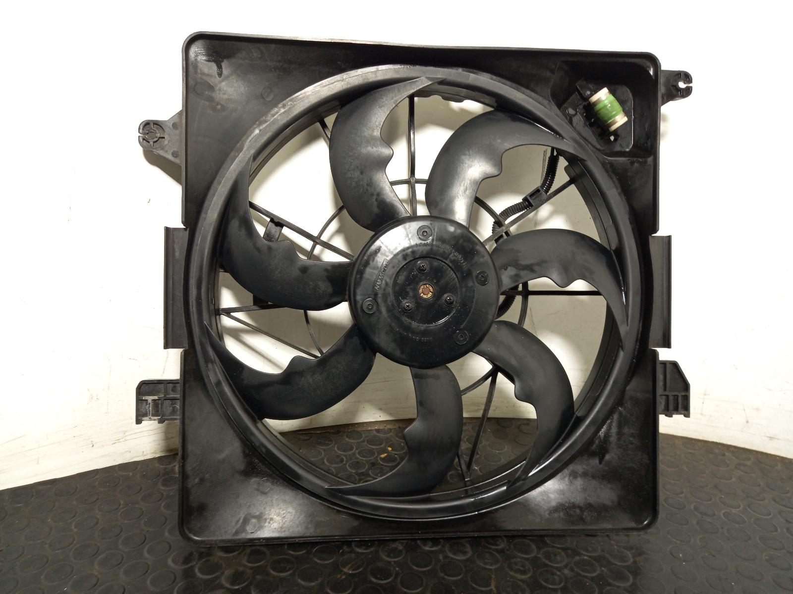 View Auto part Engine Cooling Motor HYUNDAI I40 2017