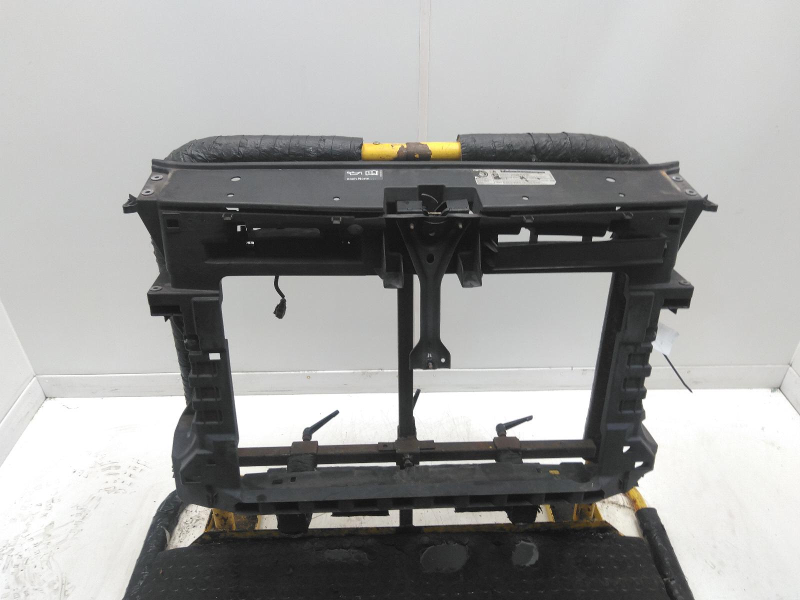 View Auto part Front Panel VOLKSWAGEN CADDY 2011