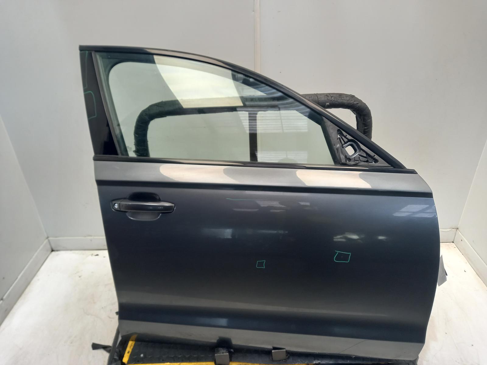 View Auto part R Front Door AUDI A6 2016