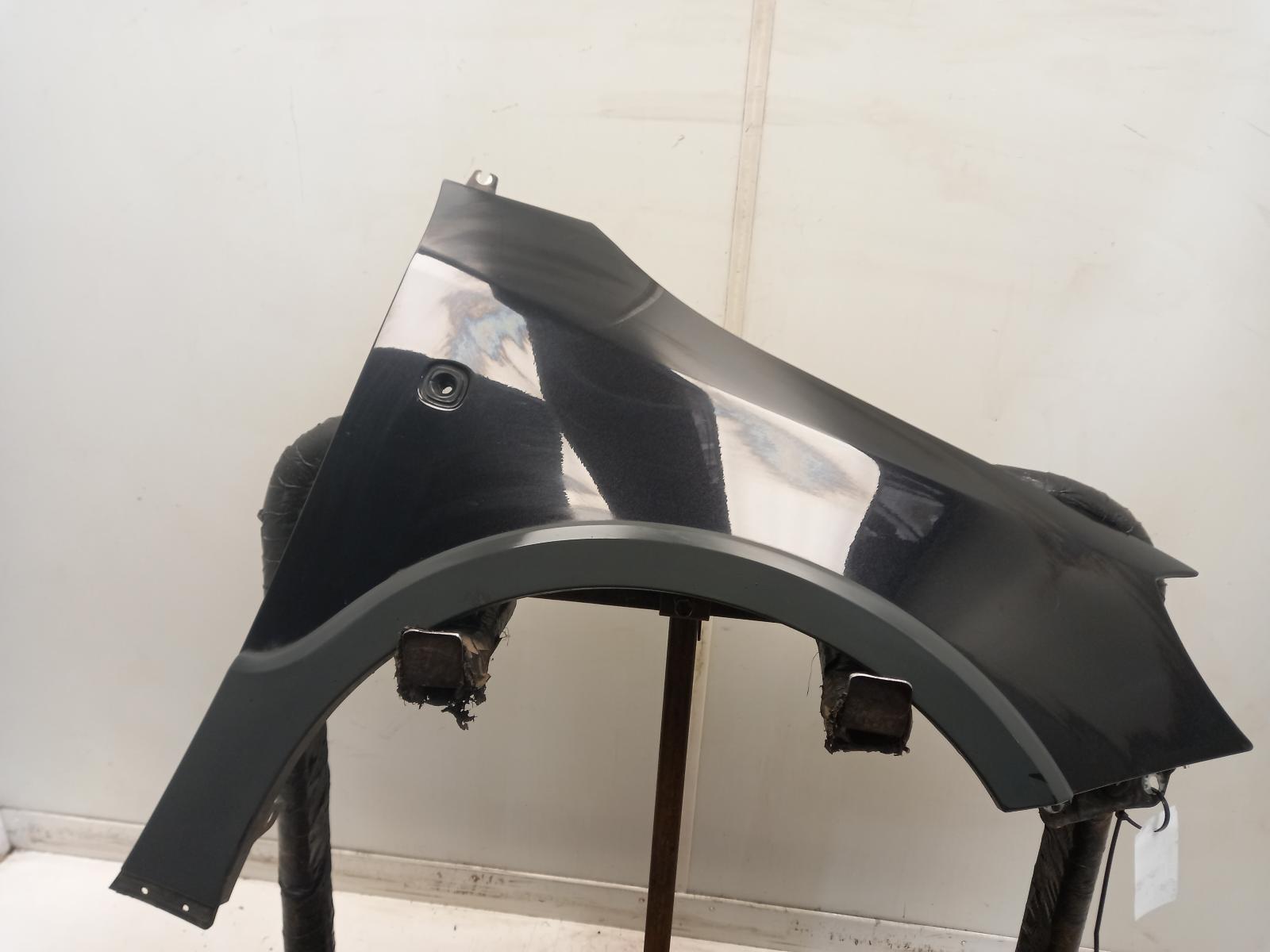 View Auto part R Wing SKODA ROOMSTER 2008
