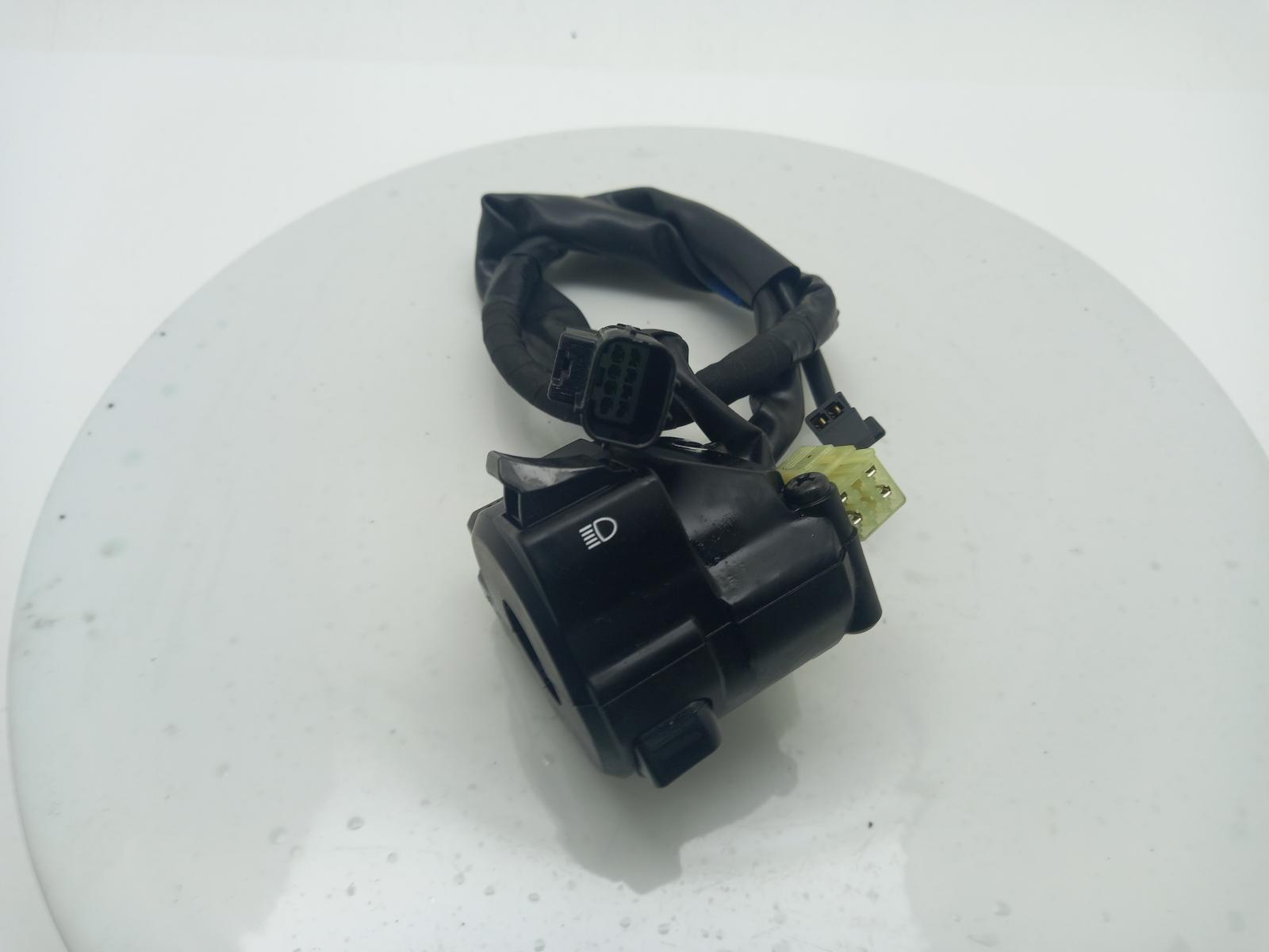 View Auto part LH Switch Gear UNKNOWN UNKNOWN 2024