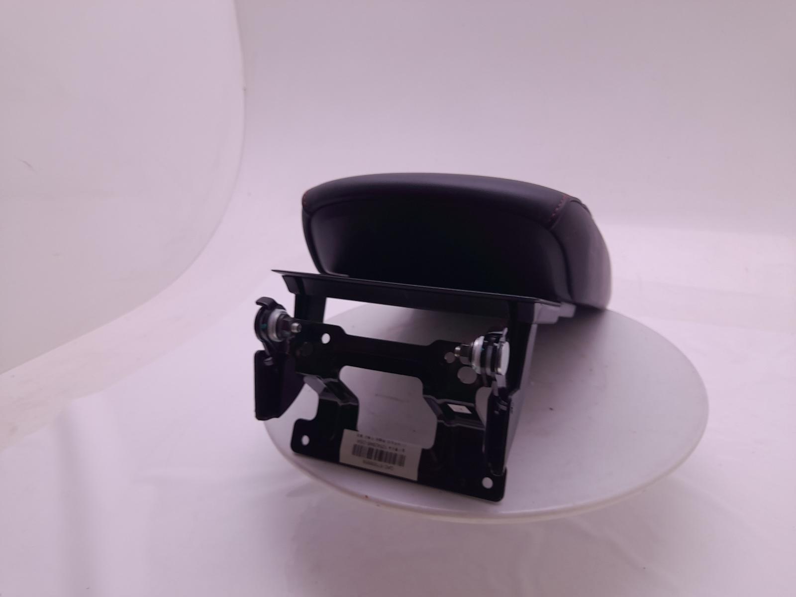 Armrest - Mg Hs 2023 - Image 6