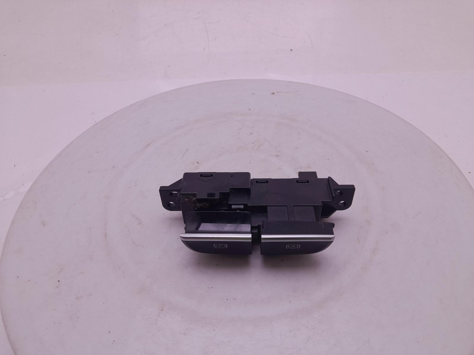 Handbrake Switch - Mg Hs 2023 - Image 4